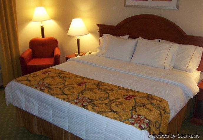 Fairfield Inn&Suites Detroit Farmington Hills Exterior foto