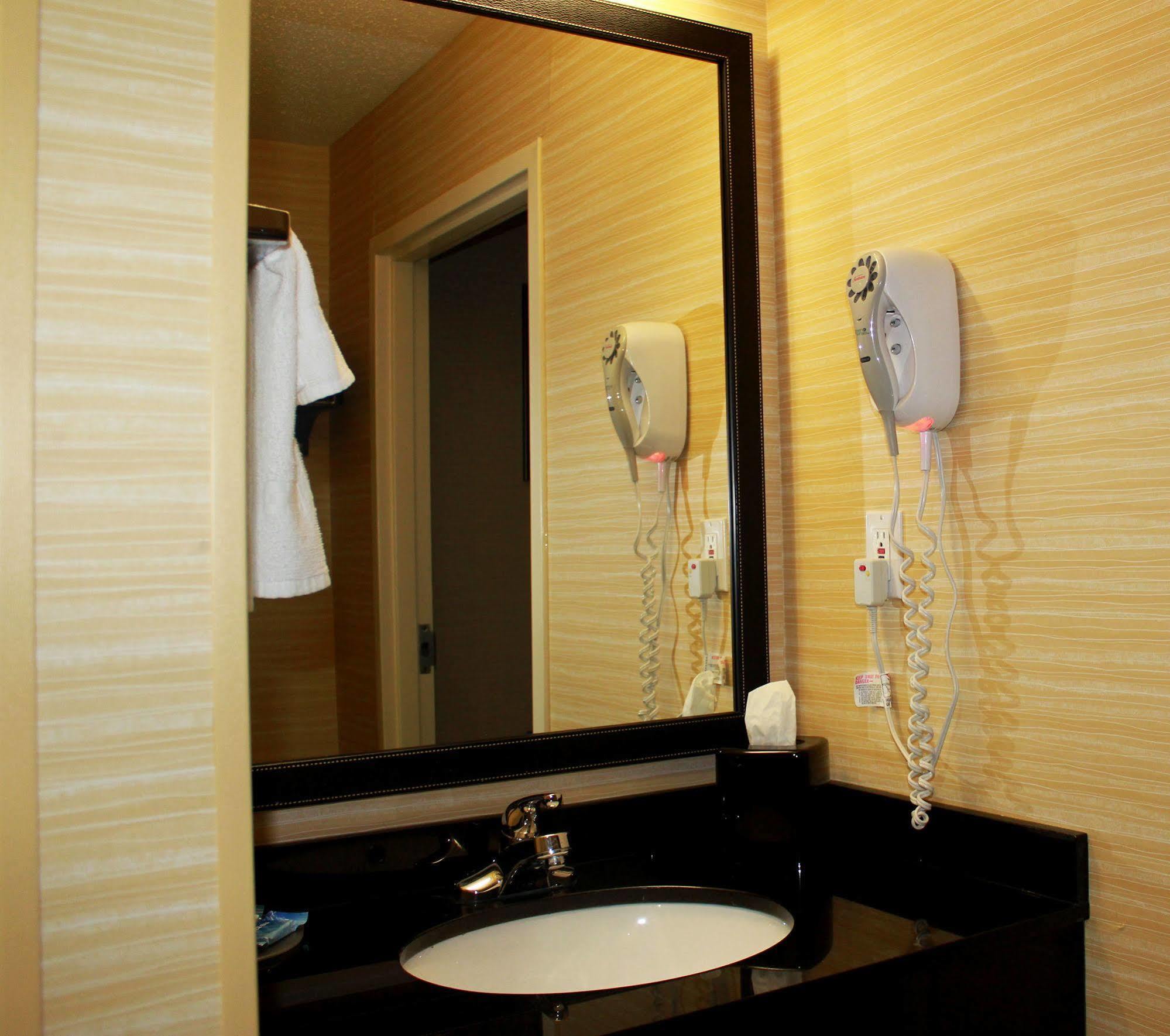 Fairfield Inn&Suites Detroit Farmington Hills Exterior foto